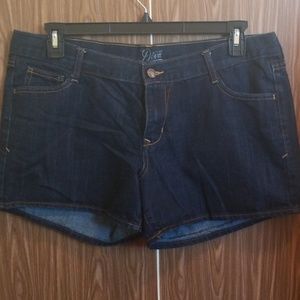 Old Navy "Diva" shorts sz 14